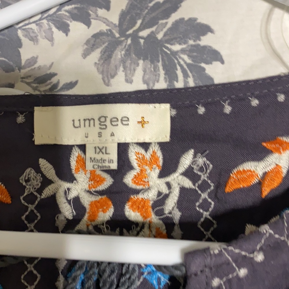 Umgee Dress - Picture 2 of 7